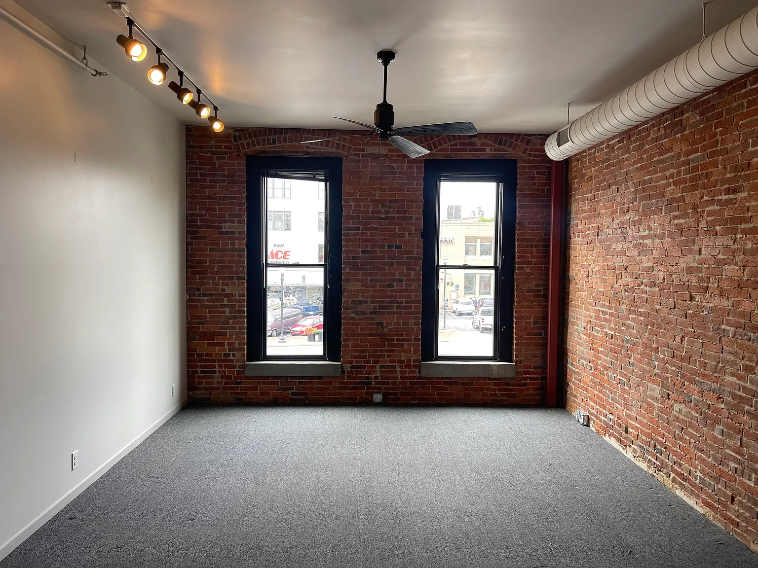 1 bed, $1,500 — Photo 2