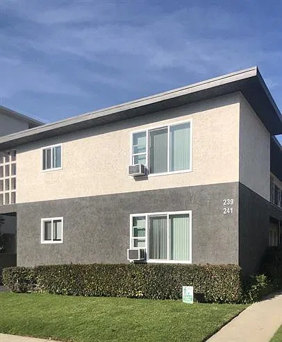014-239 E Cedar Ave #241