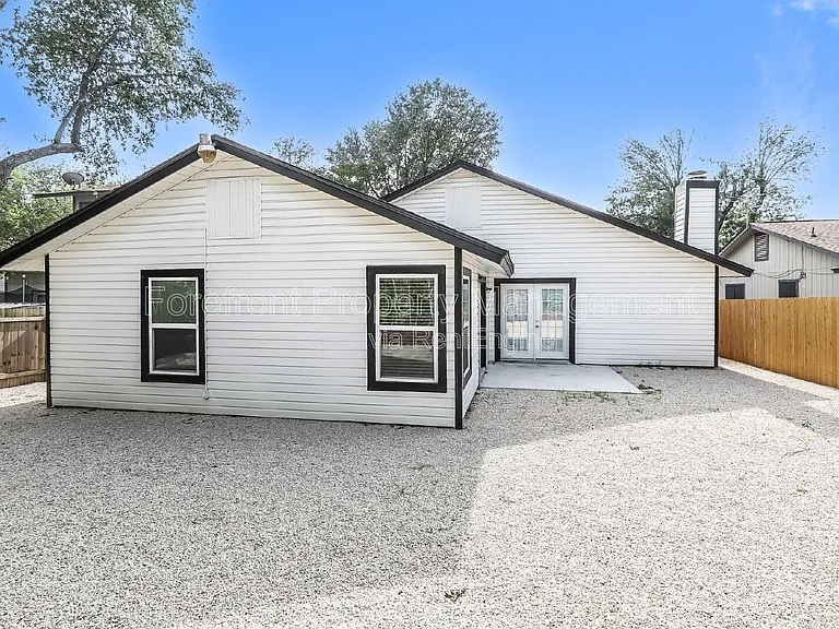 362 Cypressway Dr — Photo 3