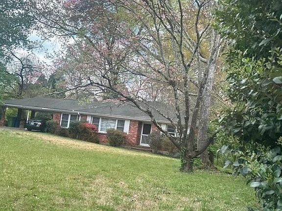 3rd image of 3557 Rockhaven Cir NE