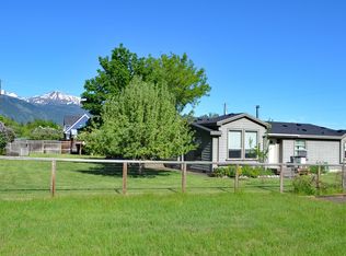 201 S College St, Joseph, OR 97846