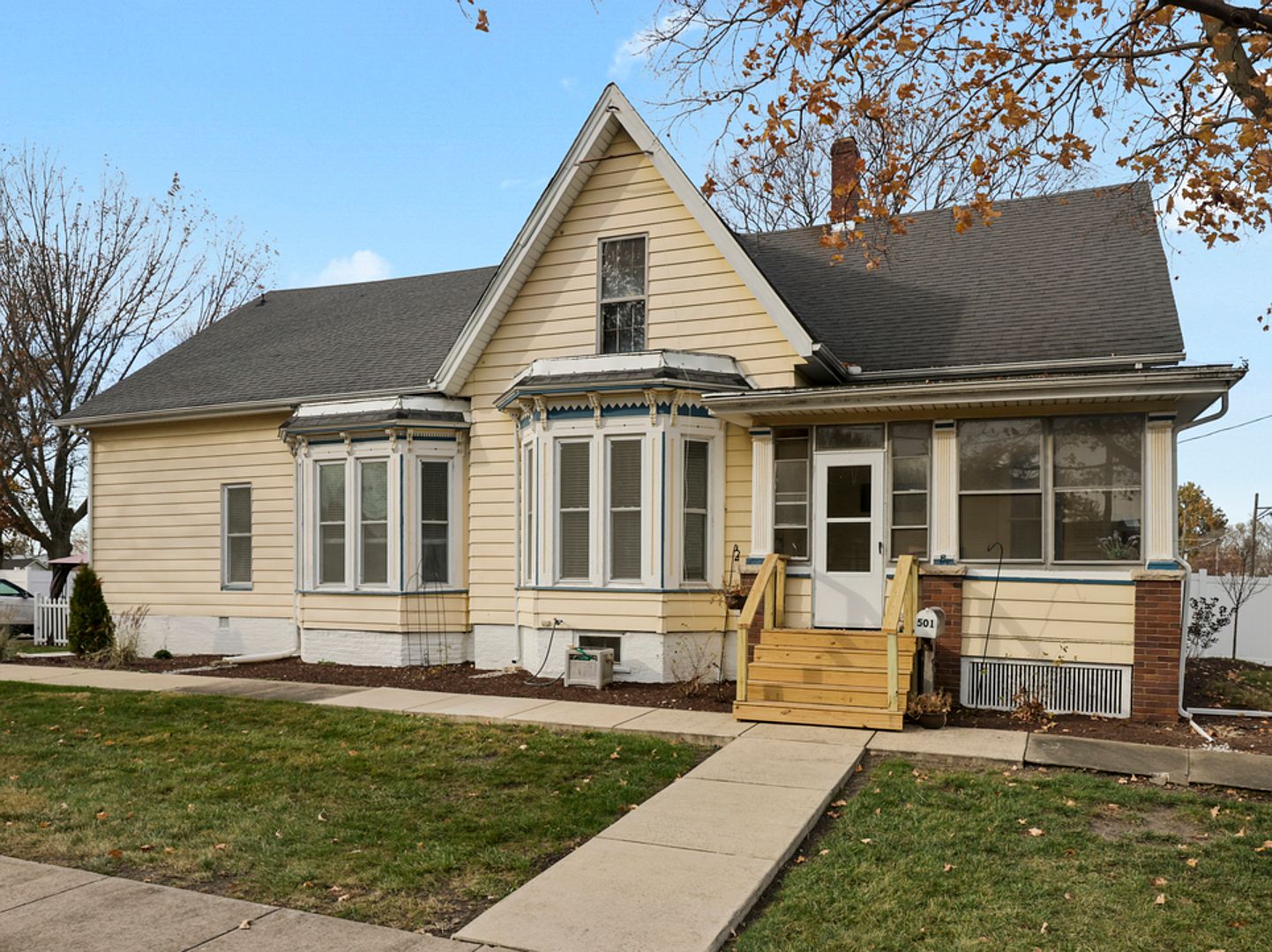 501 N Macon St, Bement, IL 61813 Zillow