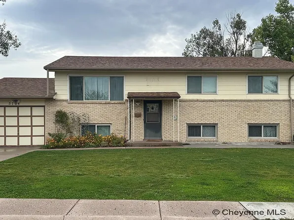 5104 Windmill Rd, Cheyenne, WY 82009