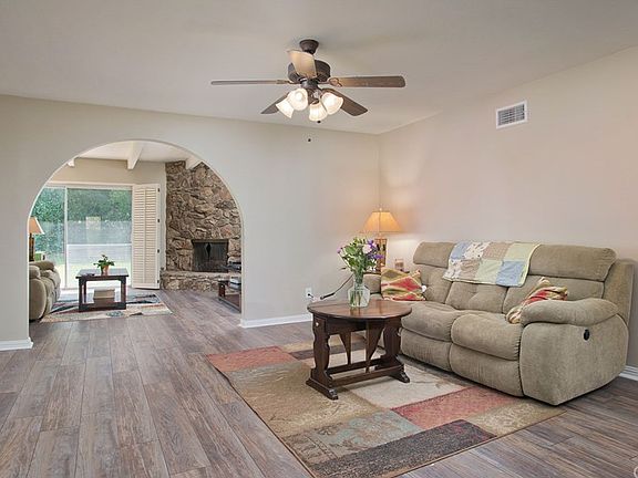 2nd image of 9960 Jovita Ave