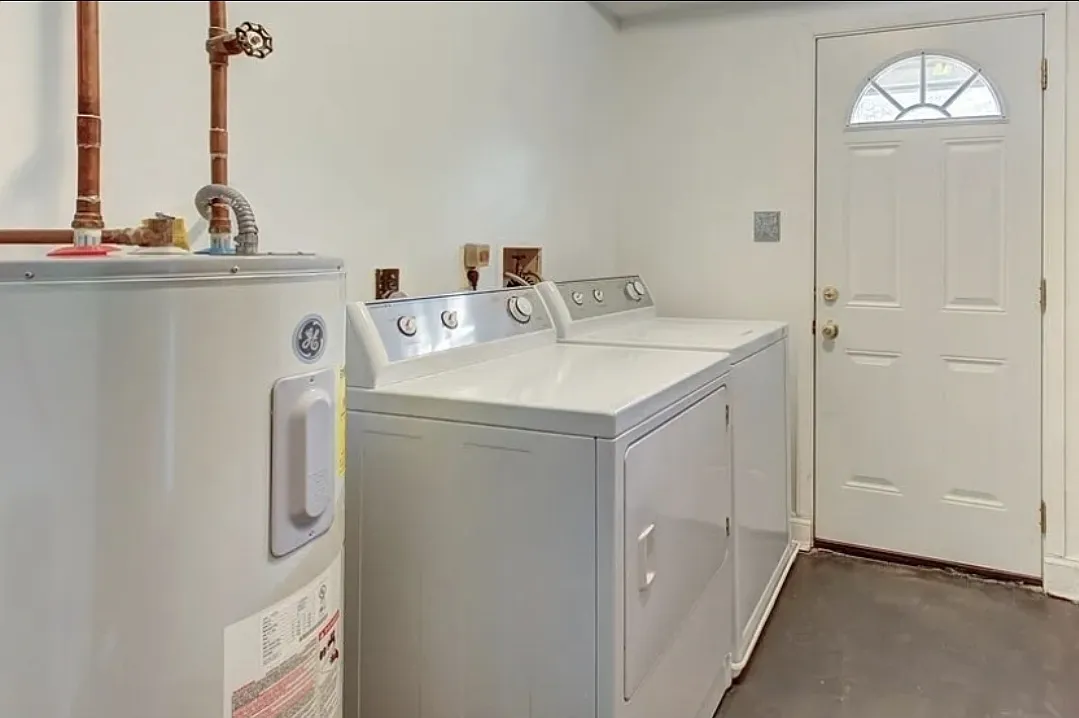 4 bed, 1532 sqft, $1,200 — Photo 1