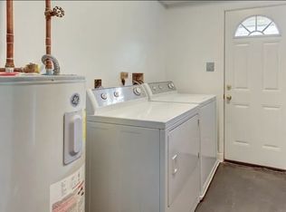 5701 Yellowleaf Dr, North Chesterfield, VA 23234