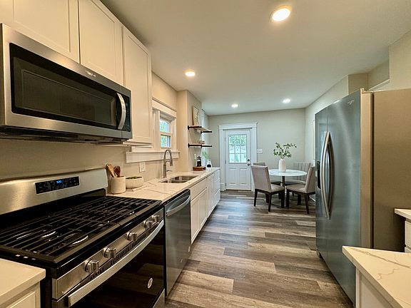 4th image of 712 Angenette Ave