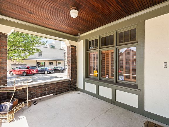 4th image of 226-228 E 15th St