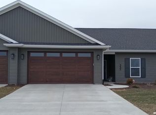 337 E Donahue St, Eldridge, IA 52748