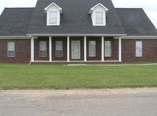 2815 Ami Ave, Newport, AR 72112