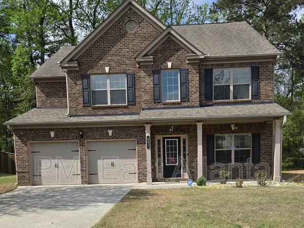 422 Live Oak Pass, Loganville, GA 30052
