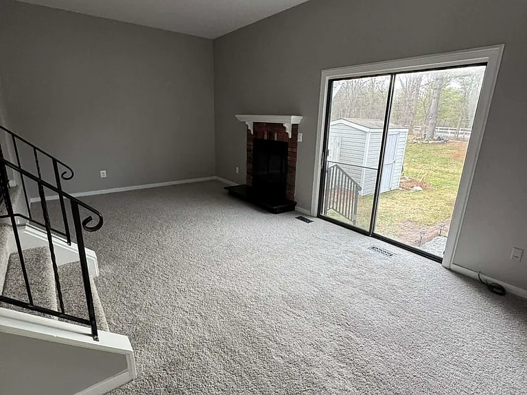 85 Shady Ln — Photo 3
