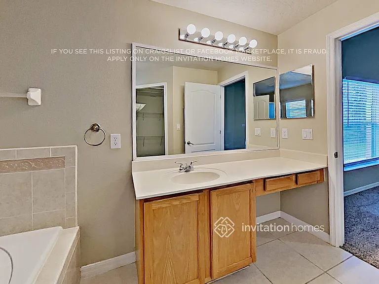 8071 Kingswood Way — Photo 15