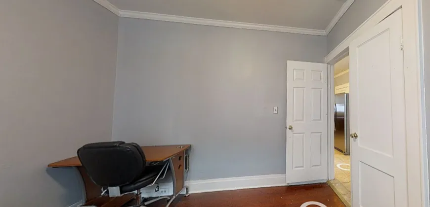 1322 Madison St - 1 — Photo 3