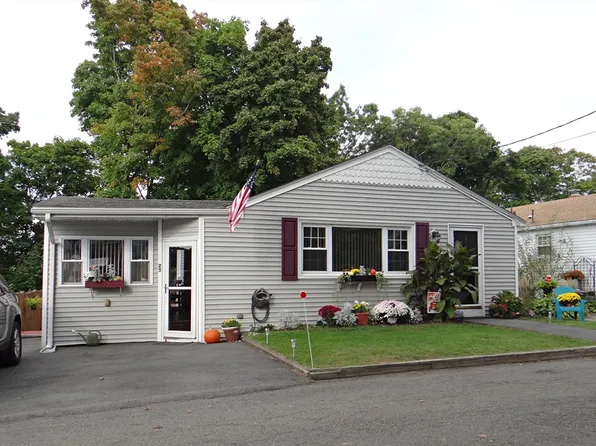 25 Marshall Ave, Saugus, MA 01906