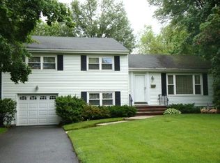 25 George Rd, Glen Rock, NJ 07452