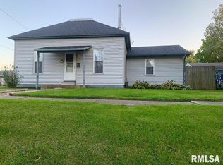 319 E Center St, Girard, IL