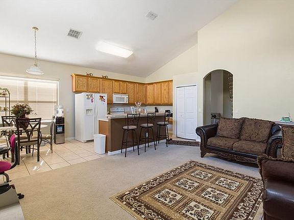 5th image of 973 Marisa Ln