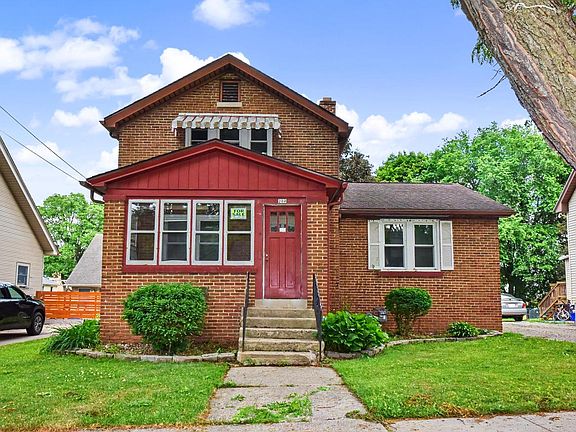 2nd image of 200 Schemmer STREET