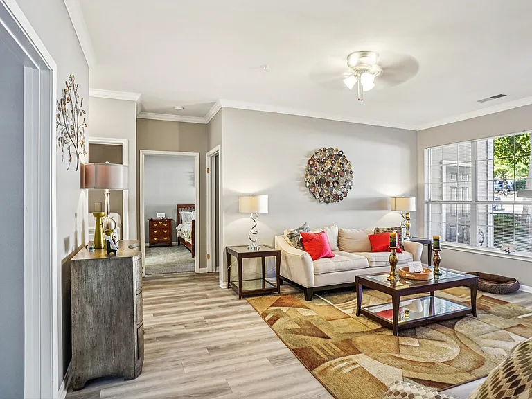 Bridford Lake Apartments — Photo 11