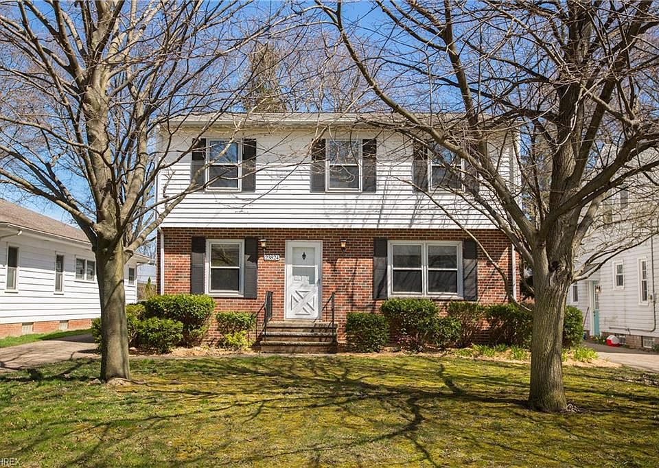 1st image of 23824 Hedgewood Ave