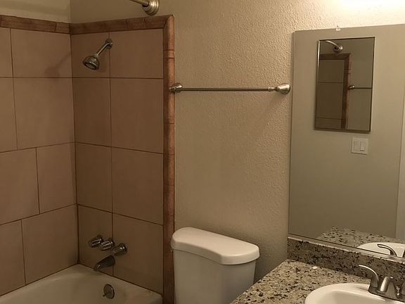 5th image of 6032 Gettysburg Pl APT 4