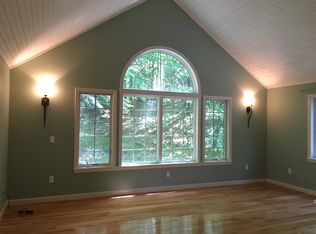 11 Ffrost Dr, Durham, NH 03824