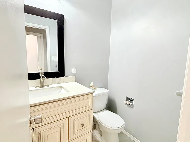 41 Broadbridge Dr #1 — Photo 6