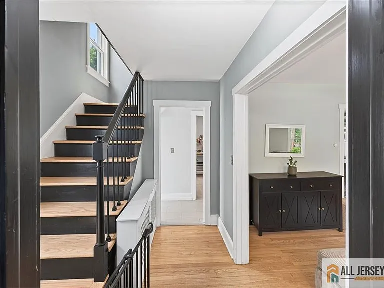 12 Capner St — Photo 9