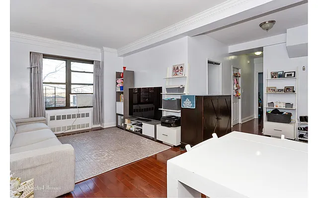 Sold by Douglas Elliman | media 17