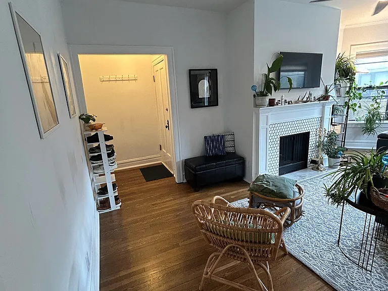 541 W Brompton Ave #3N — Photo 5
