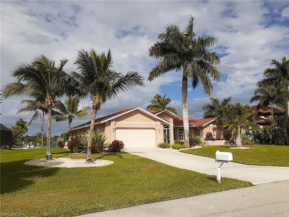1st image of 2713 SW 39th Ter
