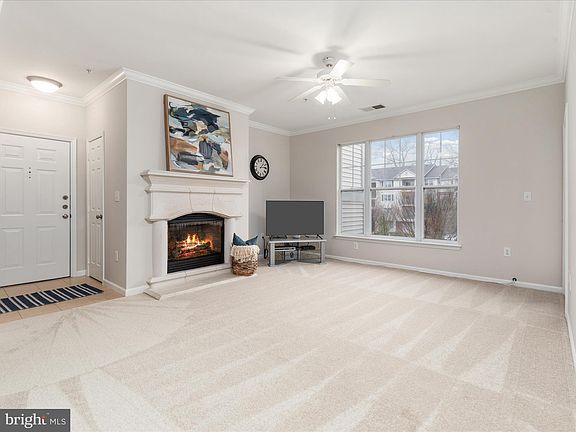 5th image of 12104 Garden Grove Cir Unit 301
