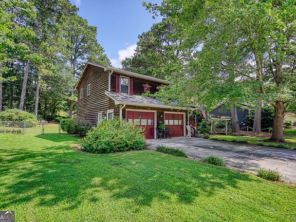 3rd image of 2943 Sagemont Pl