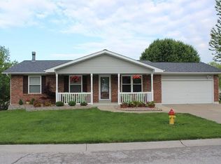 1175 Musket Dr, Saint Charles, MO 63304