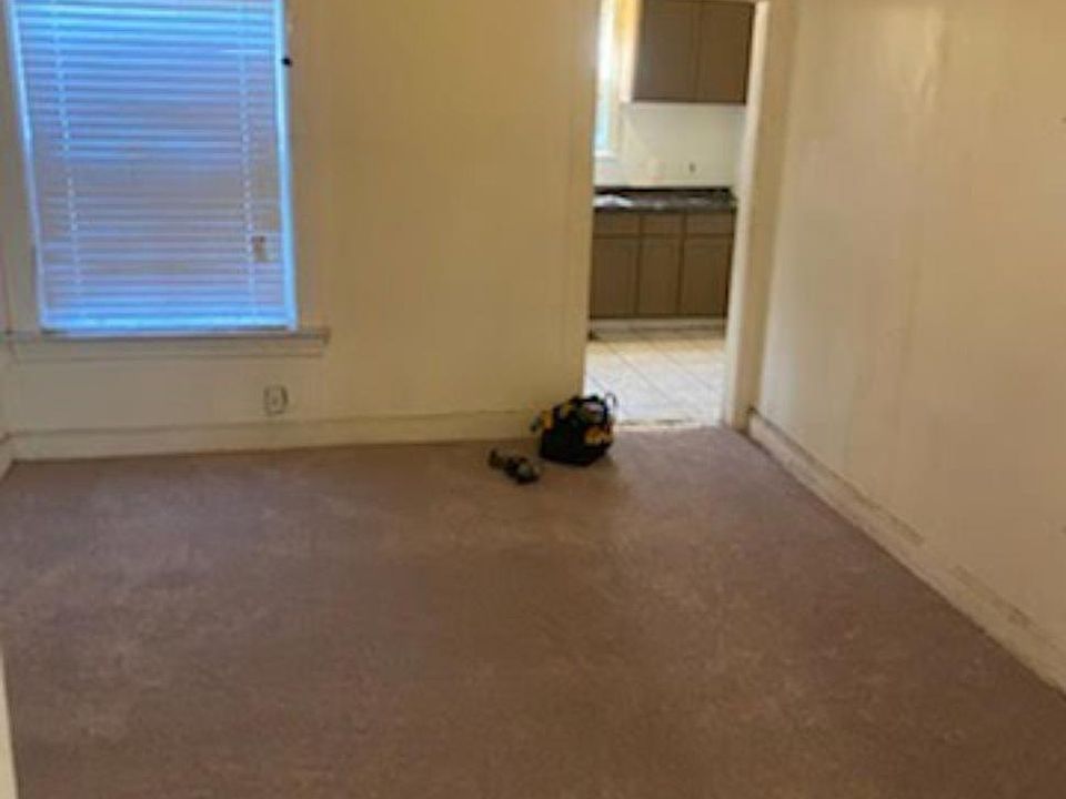 2nd image of 4166 E 120th St