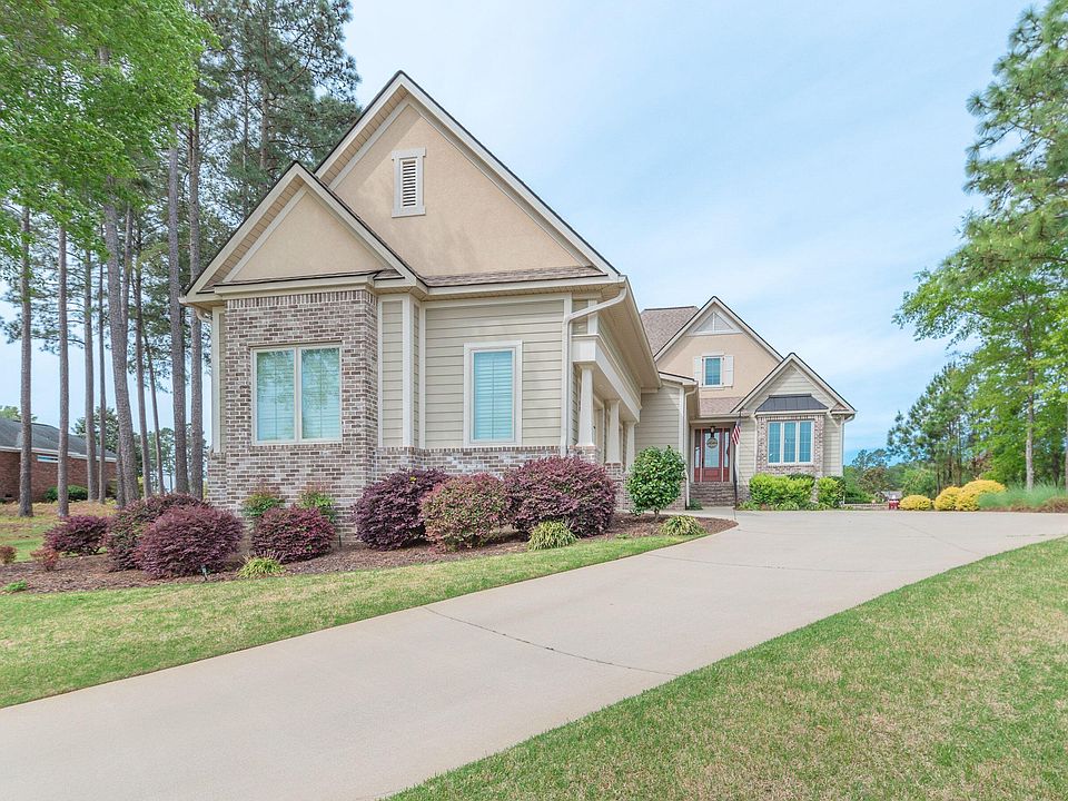 1st image of 207 Quiet Oak Ct
