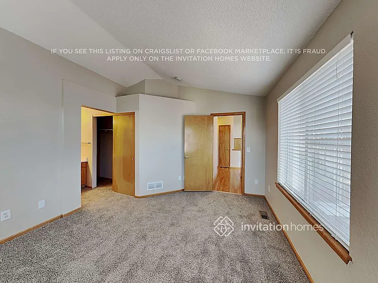 8736 Greengrass Way — Photo 9