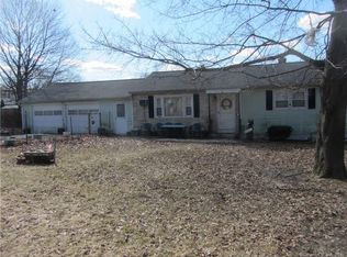 61 Greystone Rd, Waterbury, CT 06704