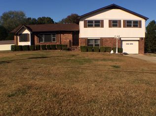 121 Robins Rd, Harvest, AL 35749