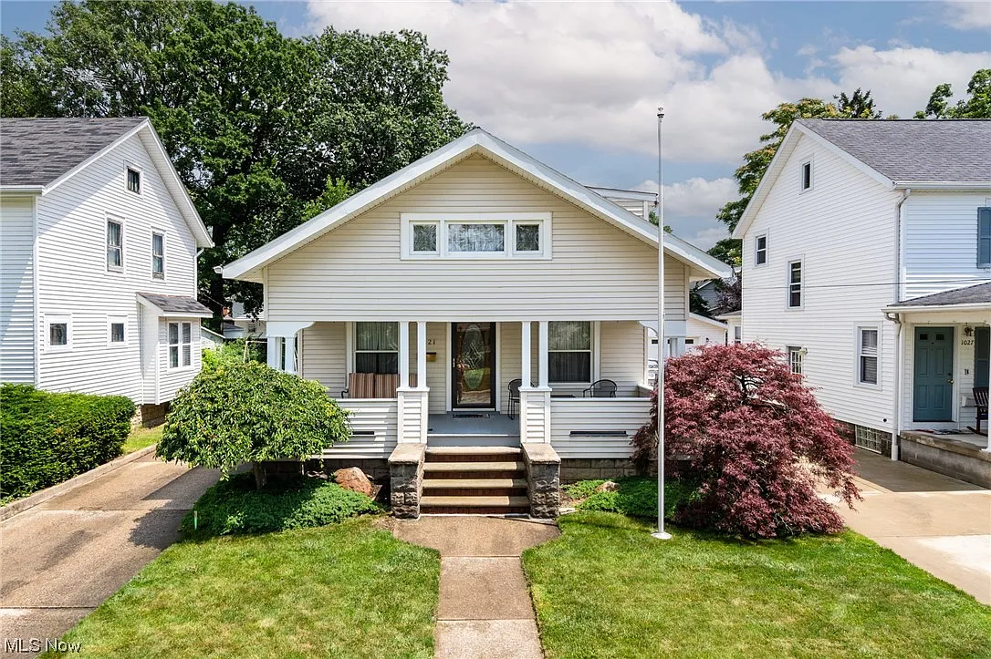 1021 King Ave photo 1