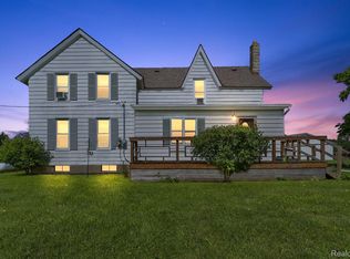 6549 Gleaner Hall Rd, North Branch, MI 48461