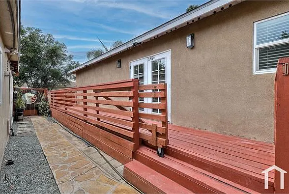 2 bed, 770 sqft, $2,900 — Photo 1