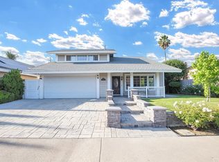 25911 Evergreen Rd, Laguna Hills, CA 92653