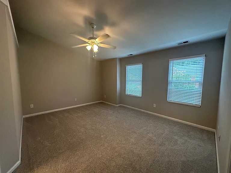1840 Laurel Oak Ln — Photo 30