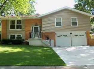 508 Brockton Ln, Schaumburg, IL 60193