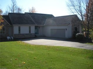 2387 Fawn Haven Dr, Medina, OH 44256