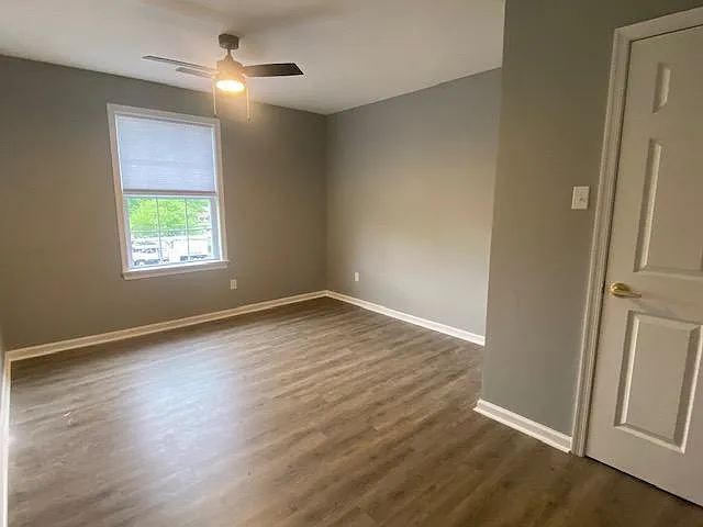 2117 E High St #4 — Photo 8