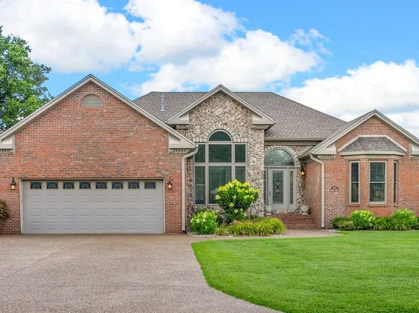 321 Irish Cir, Hopkinsville, KY 42240