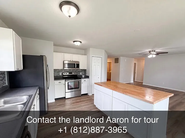 527 Bourneside Dr #0 — Photo 2